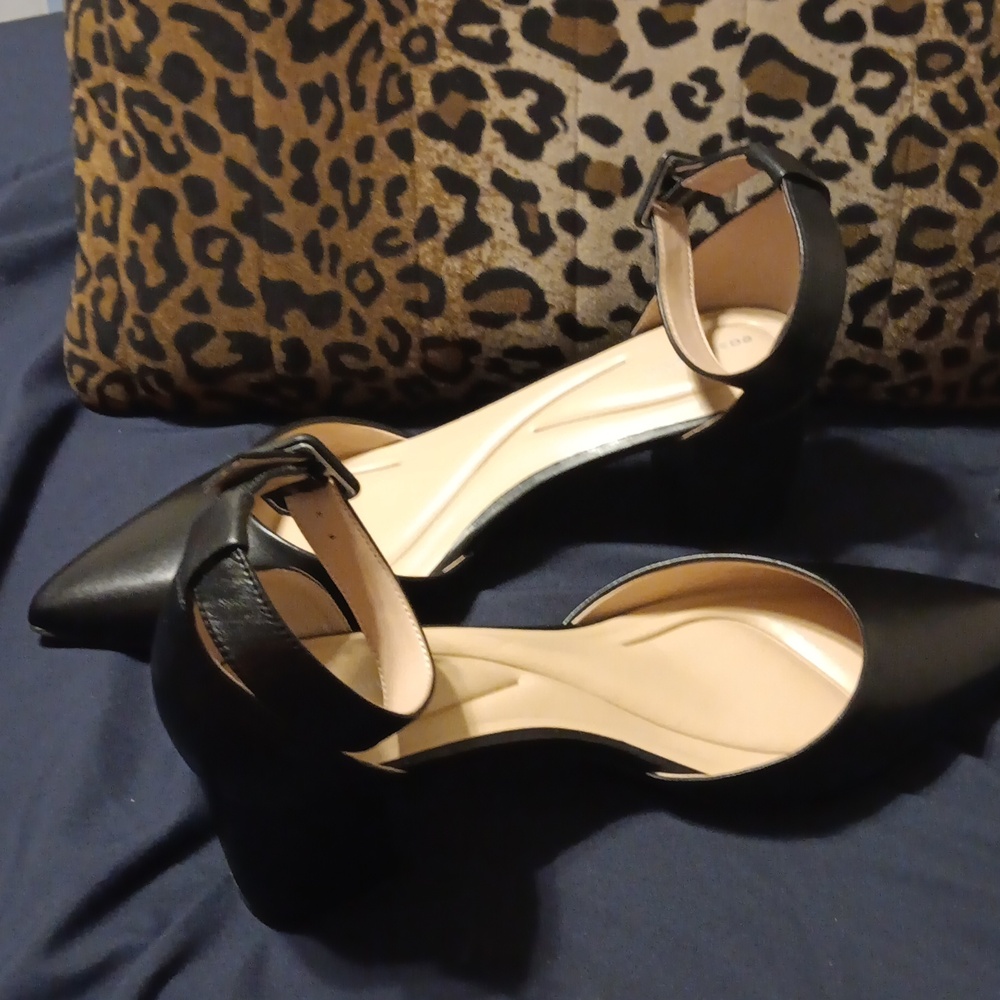 Brand new ladies dress shoes